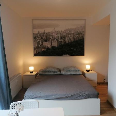 Brand New Studio Apartment # 45 With Free Parking In The City Center Prag Exterior foto